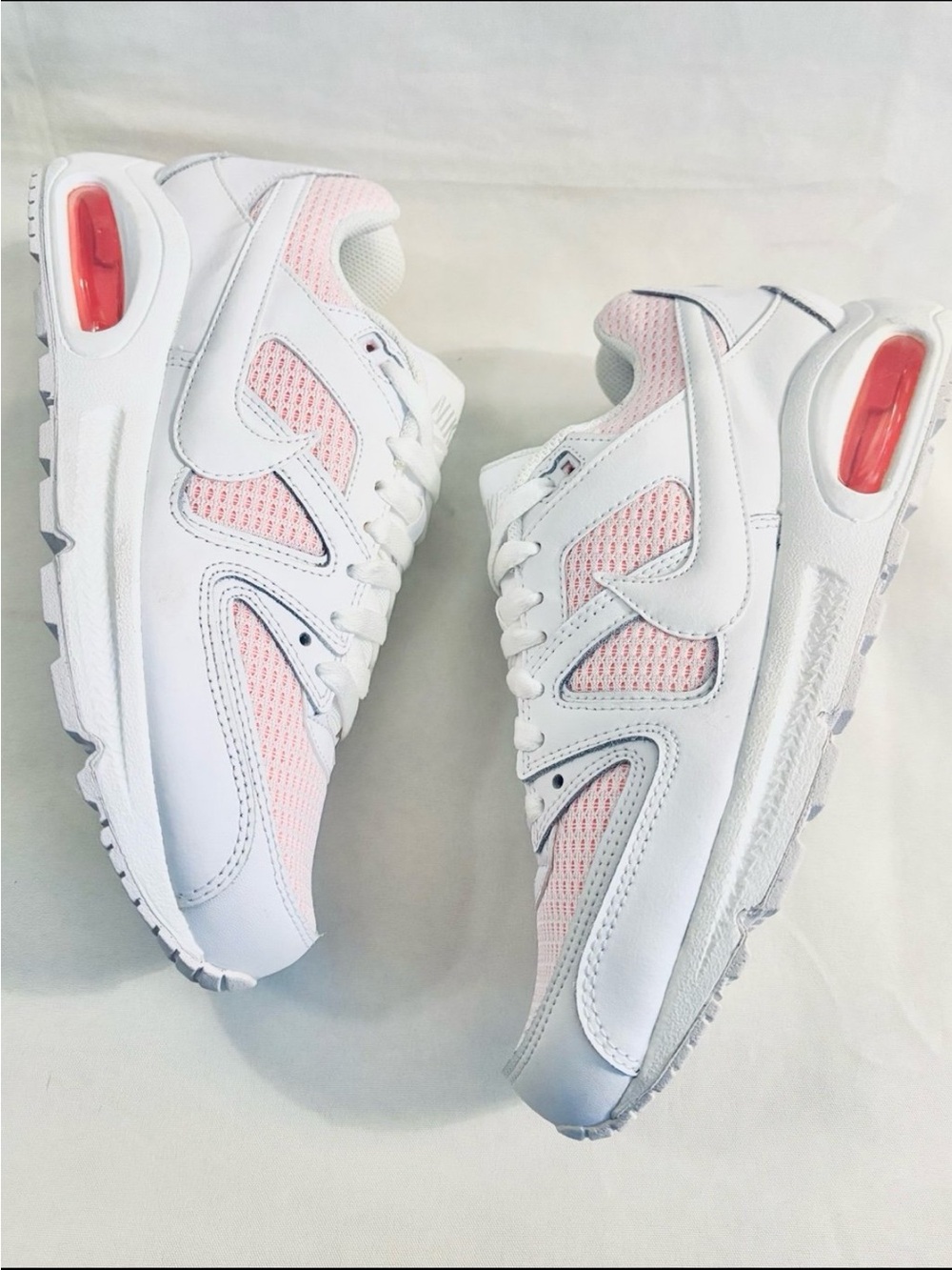 NIKE AIR MAX COMMAND Sneakers